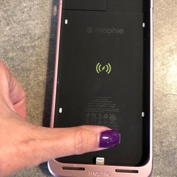 Mophie charging Apple Case - Picture 2 of 2
